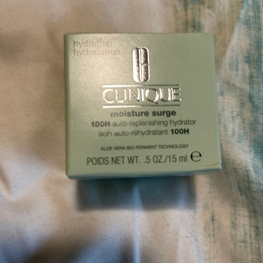 New 0.5 oz Clinique Moisture Surge 100H auto-replenishing hydrator